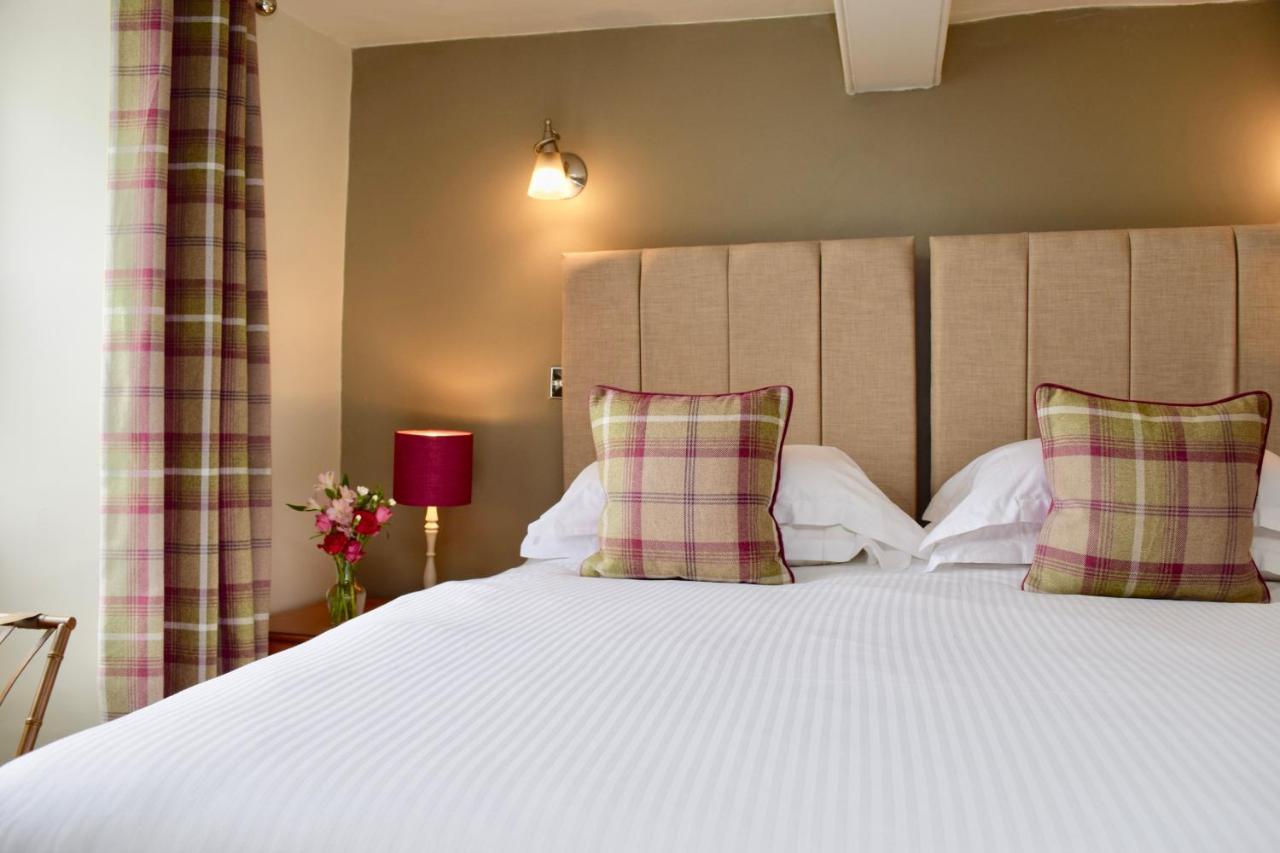 The White Hart Hotel Moretonhampstead Buitenkant foto